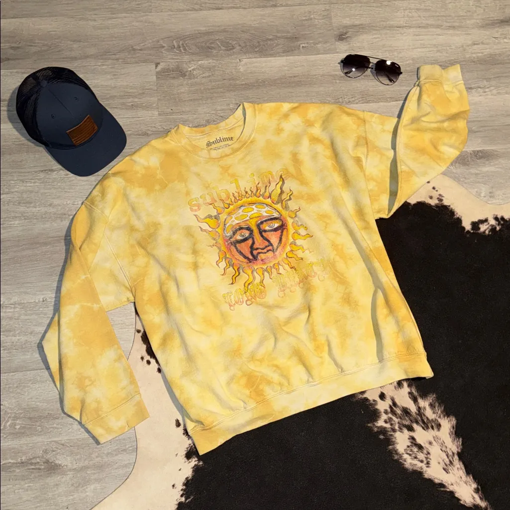 🌞UO•Oversized Sublime Yellow Tie-dye Sweatshirt•Size:L/XL🌞 - Image 3