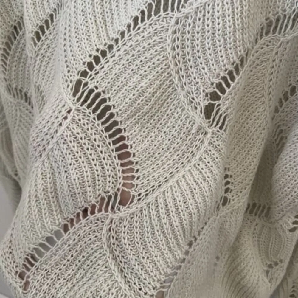 Urban Outfitters Staring at Stars Cropped Sweater Beige Textured Shear S… - Image 8