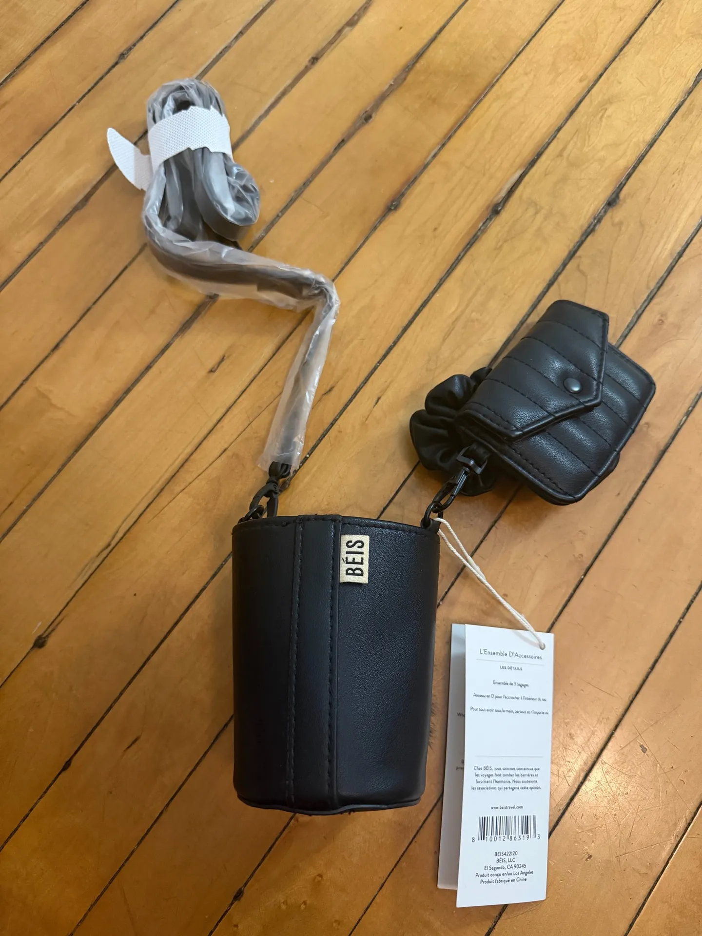 BEIS NWT  the Koozie Sling in black - Image 6