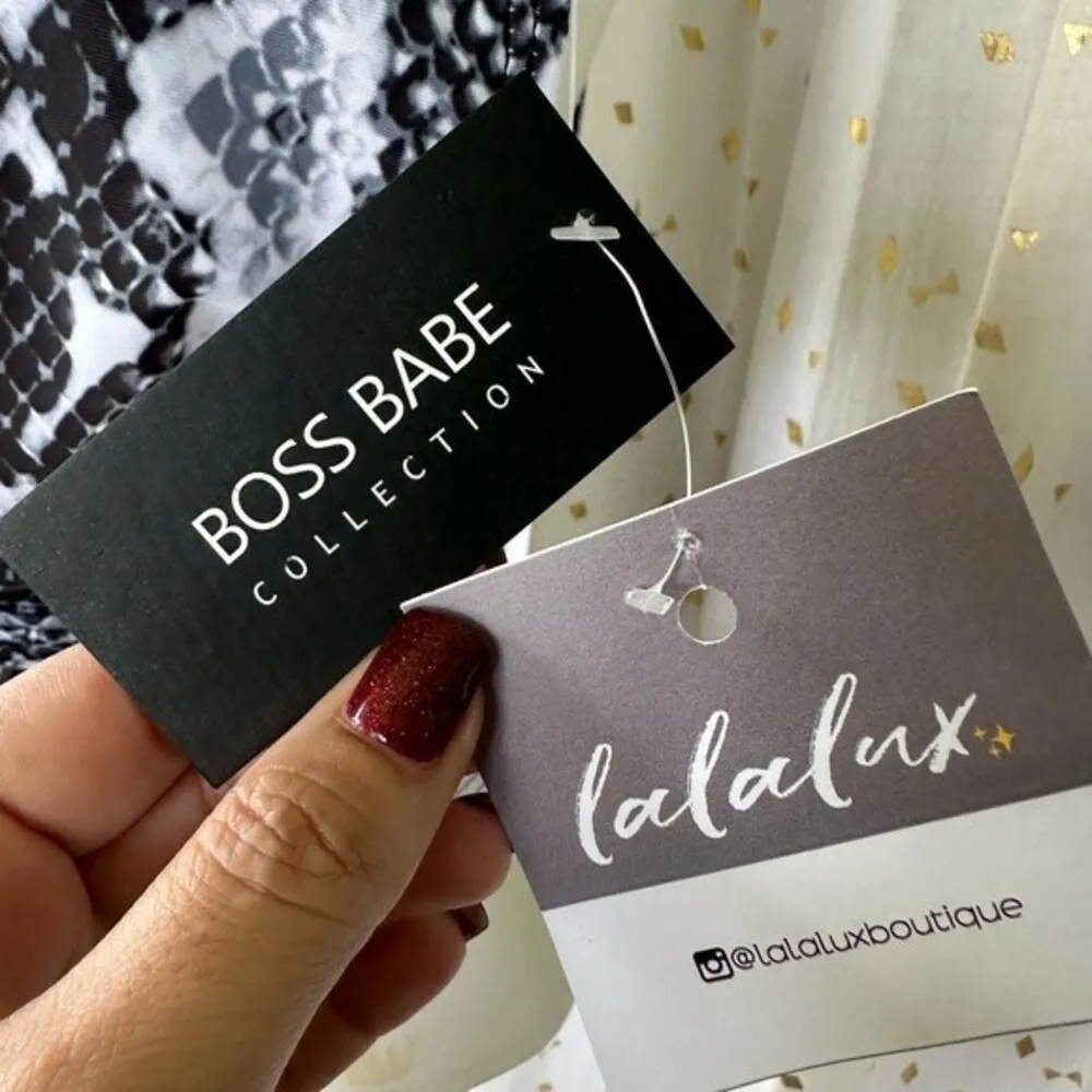 Boss Babe Collection NWT Plunging Sexy Snake Skin One Piece Swimsuit Beach M White Size M - Image 9