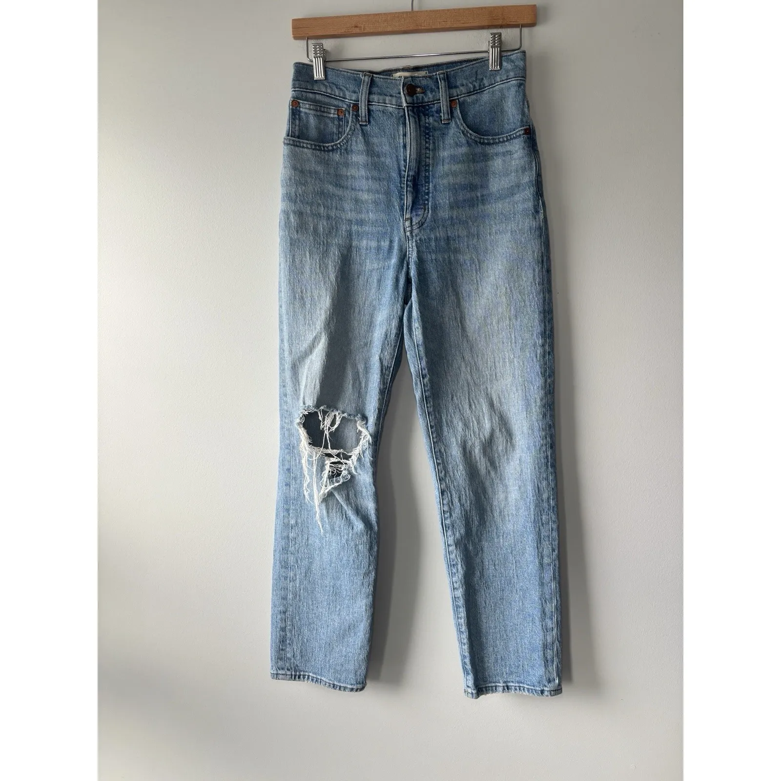Madewell The Perfect Vintage Straight Jean in Reinhart Wash Size 26 Distressed - Image 4
