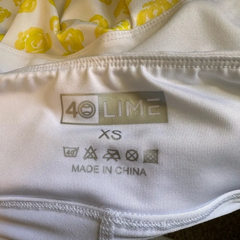 40Lime White Yellow Flower Flowy Tennis Skirt Size XS - Image 3