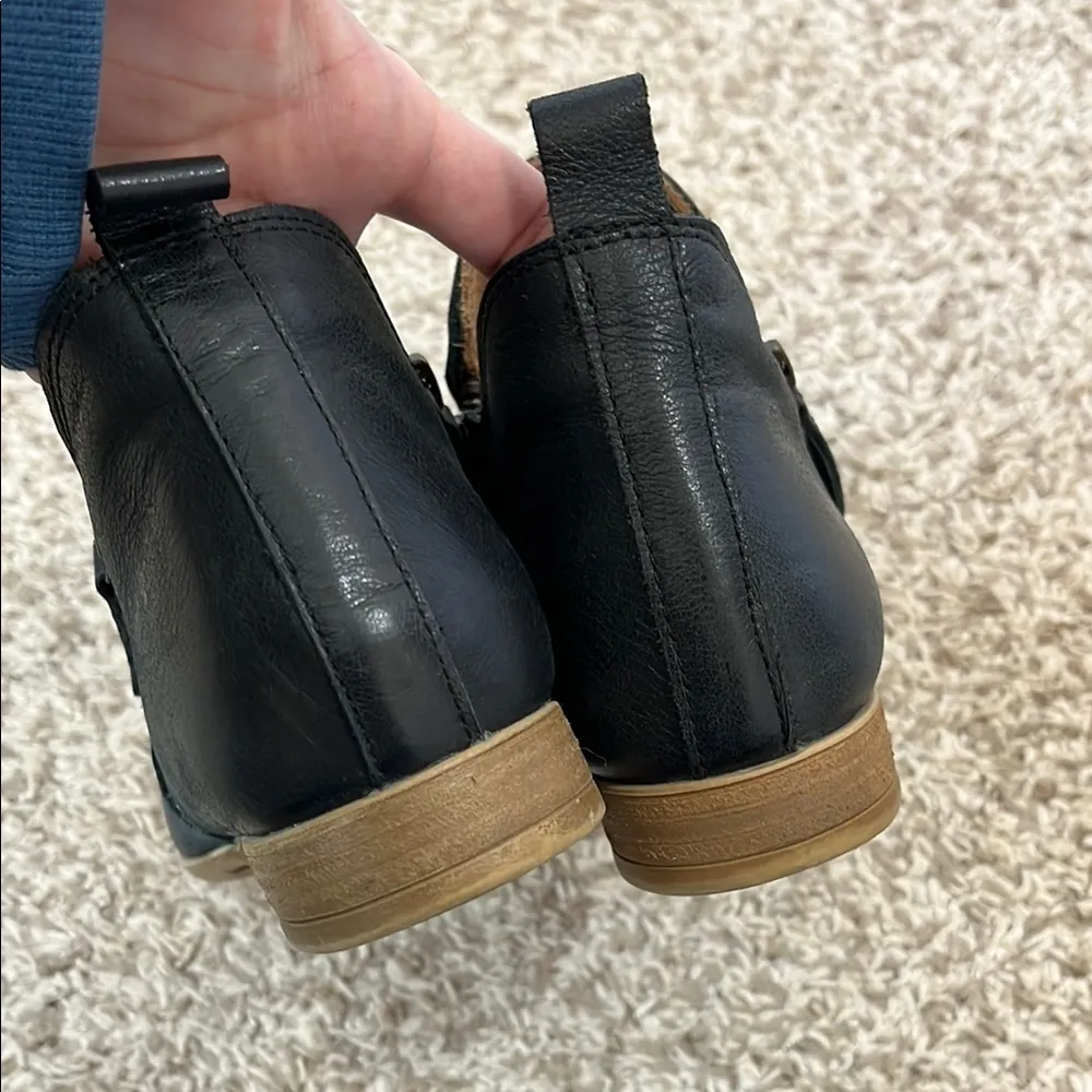 Bueno Footwear Vale Leather Black Minimal Ankle Boots - Size 38 EU 7 US - Image 4