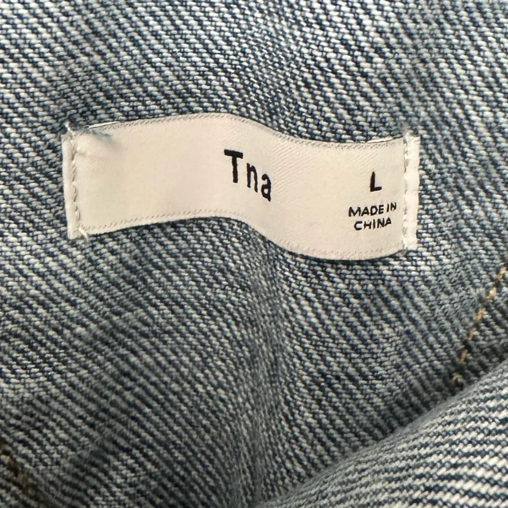 EUC Aritzia TNA Short Overalls - Image 3