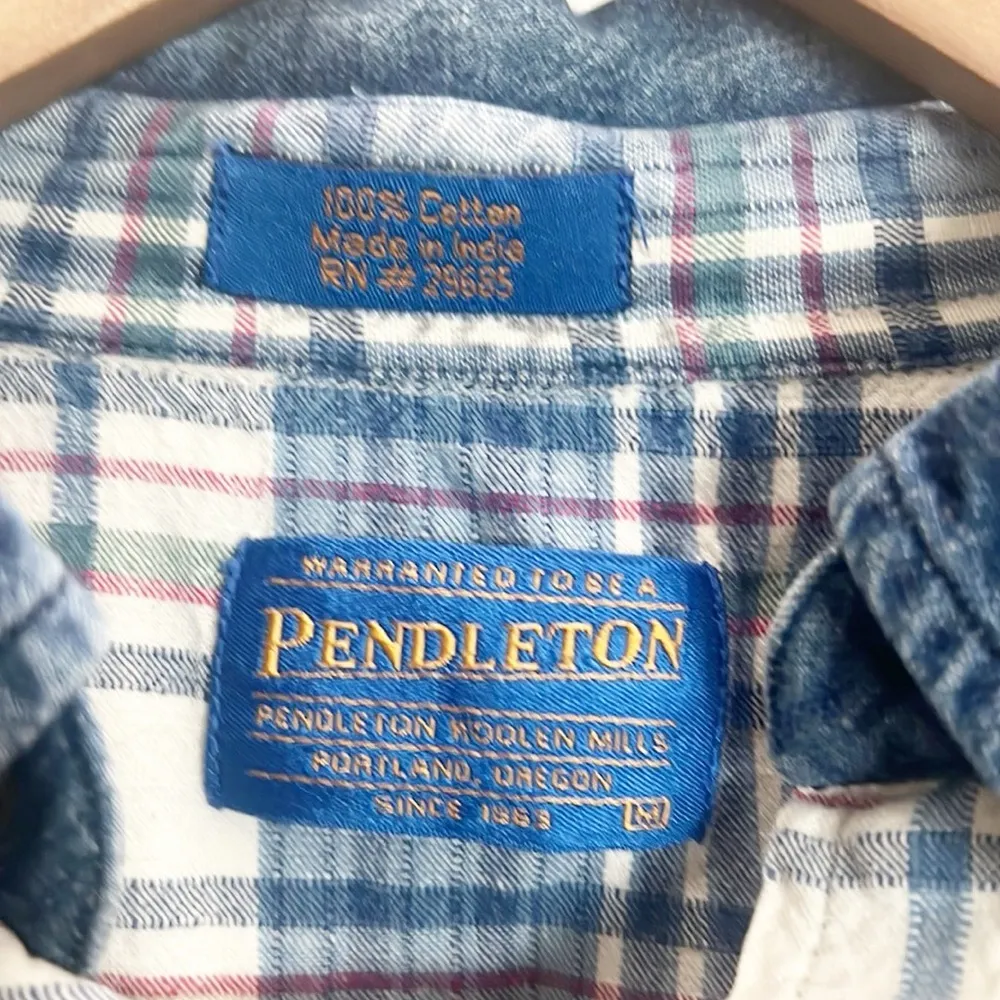 Pendleton Women’s 100% Cotton Blue White Long Sleeve Casual Button Front Shirt - Image 5