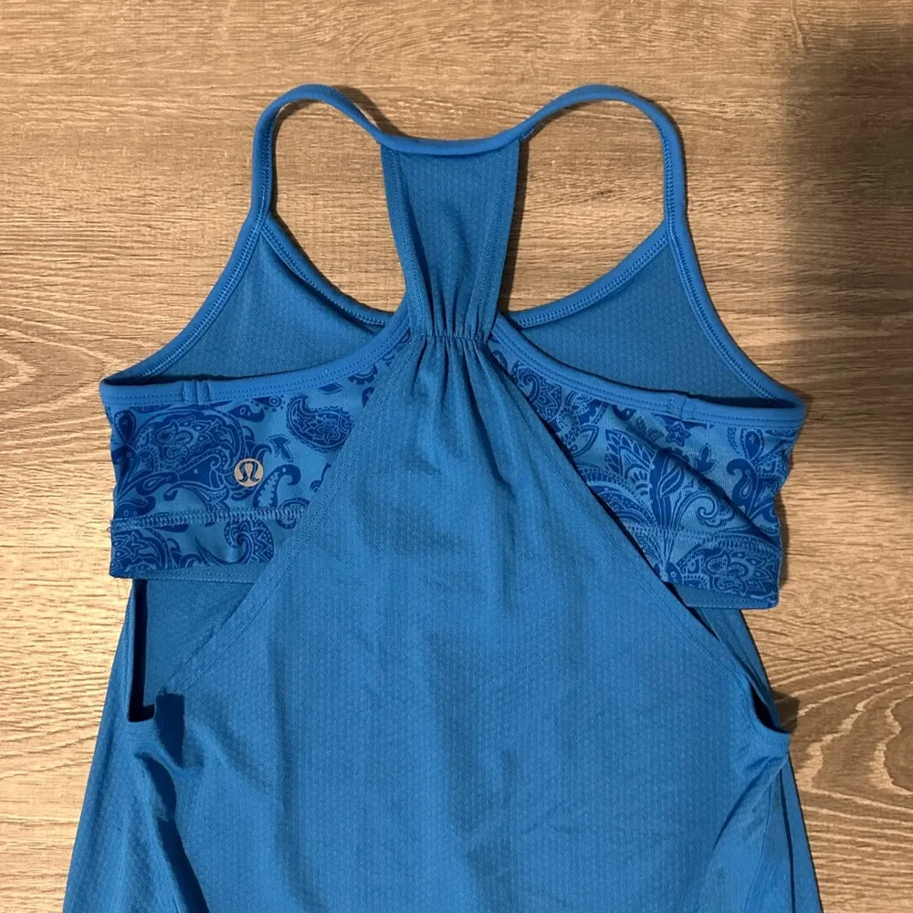 Lululemon Women No Limits Sleeveless Athletic Yoga Gym Workout Bra Tank Top Sz 4 - Image 9
