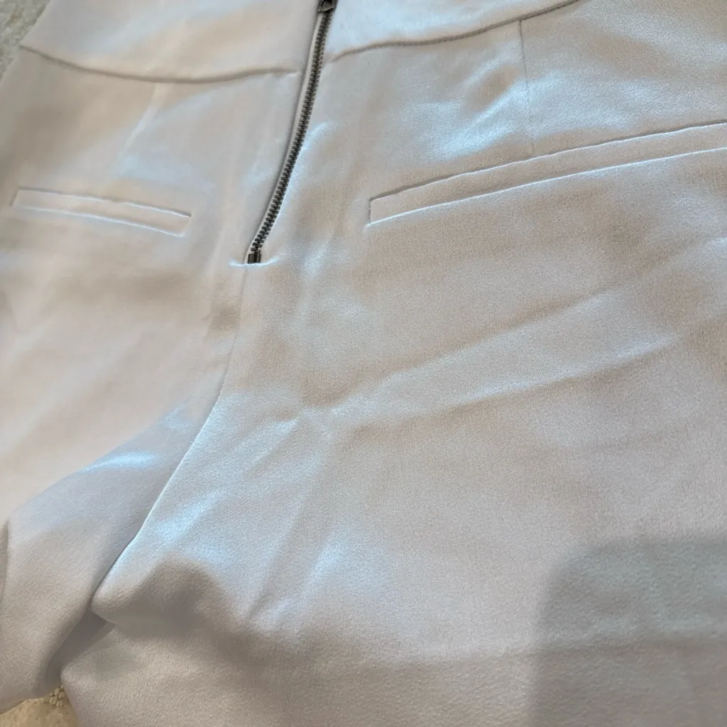 Alice + Olivia White Rhinestone Trim High Waist Shorts Size 2 Sparkly Party - Image 6