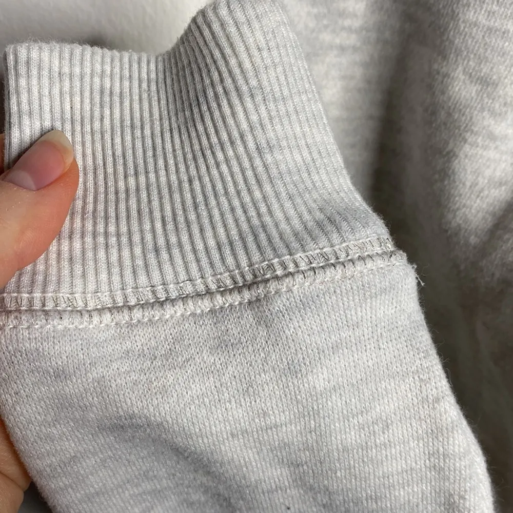 American Eagle Melt my Heart graphic embellished and embroidered sweatshirt sz S - Image 6