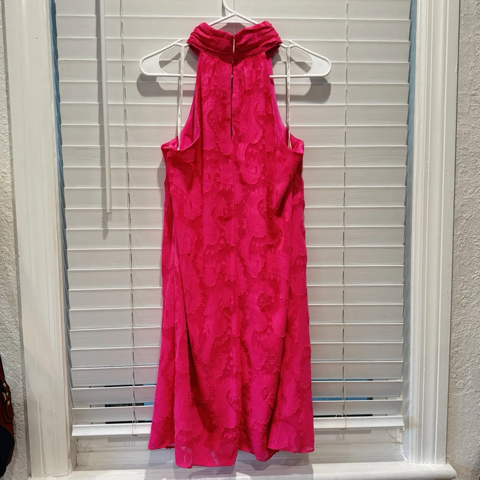 Lilly Pulitzer Quinn Halter‎ High Neck Pink Textured Knotty Lace Feminine Sz S - Image 6