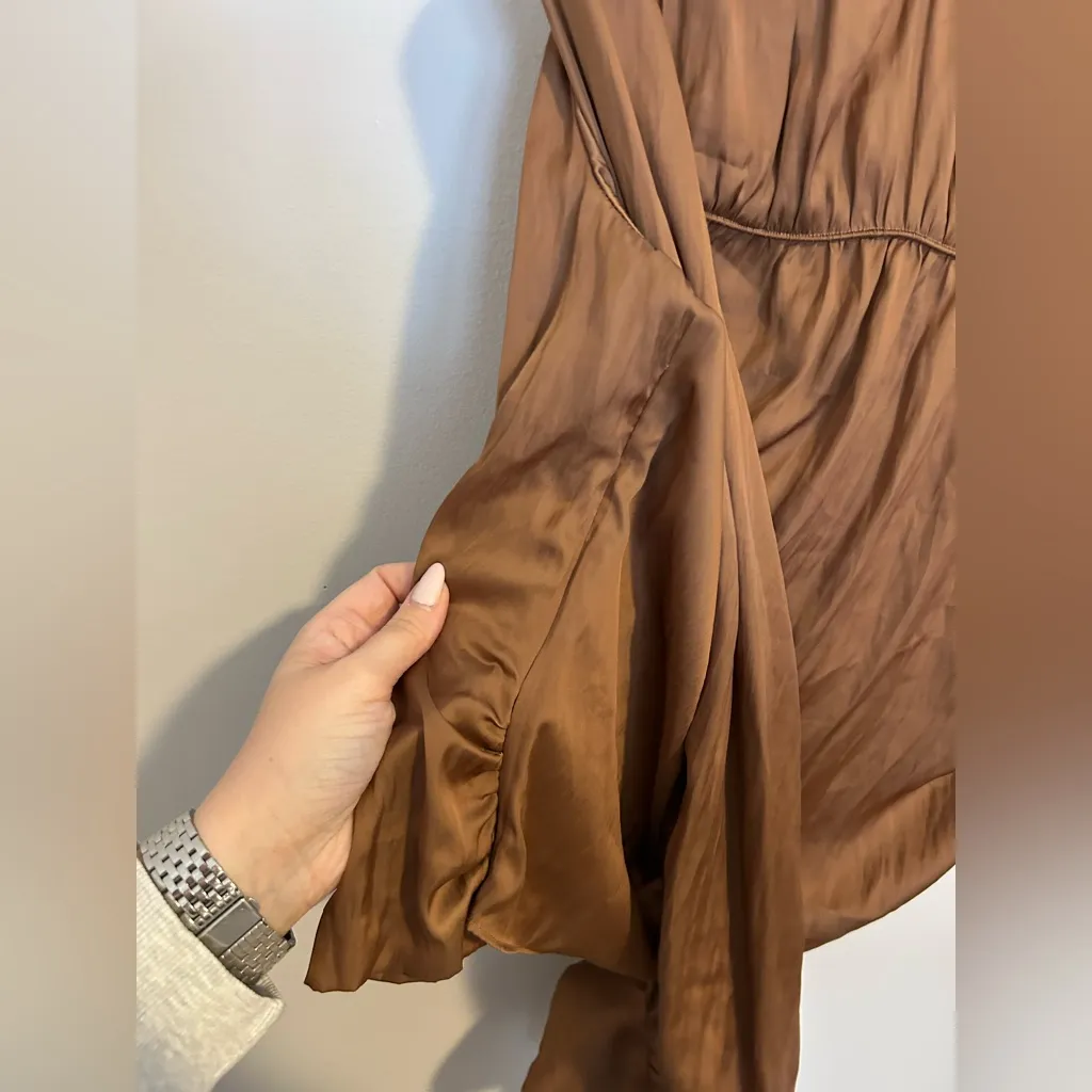 FRAME Crossover Top in Bronze size Medium (M) - Image 4