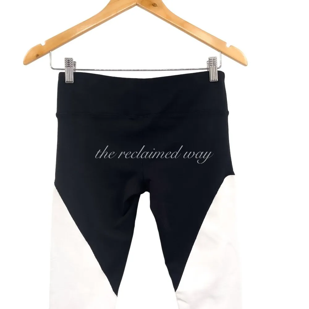 Alo Yoga White Illusion 4 Leggings Black White Geometric Workout Tights Small - Image 7