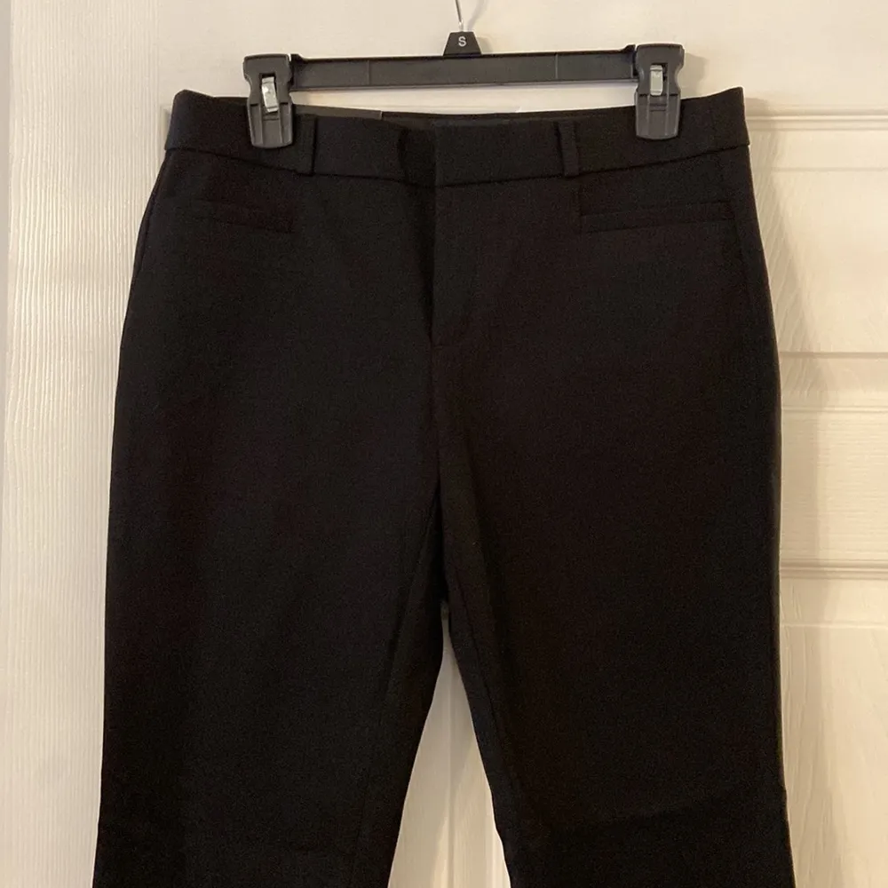 Banana Republic Black Dress Pants Elegant Tapered Design size 6 brand new - Image 2