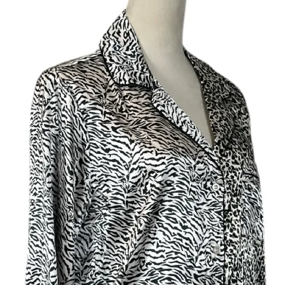 BB Dakota New Satin PJ Set Button Top Shorts Animal Print Women’s Size Medium - Image 8