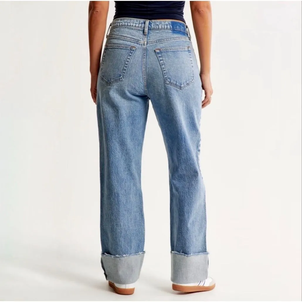 Abercrombie & Fitch Curve Love Mid Rise Baggy Jeans - Image 4