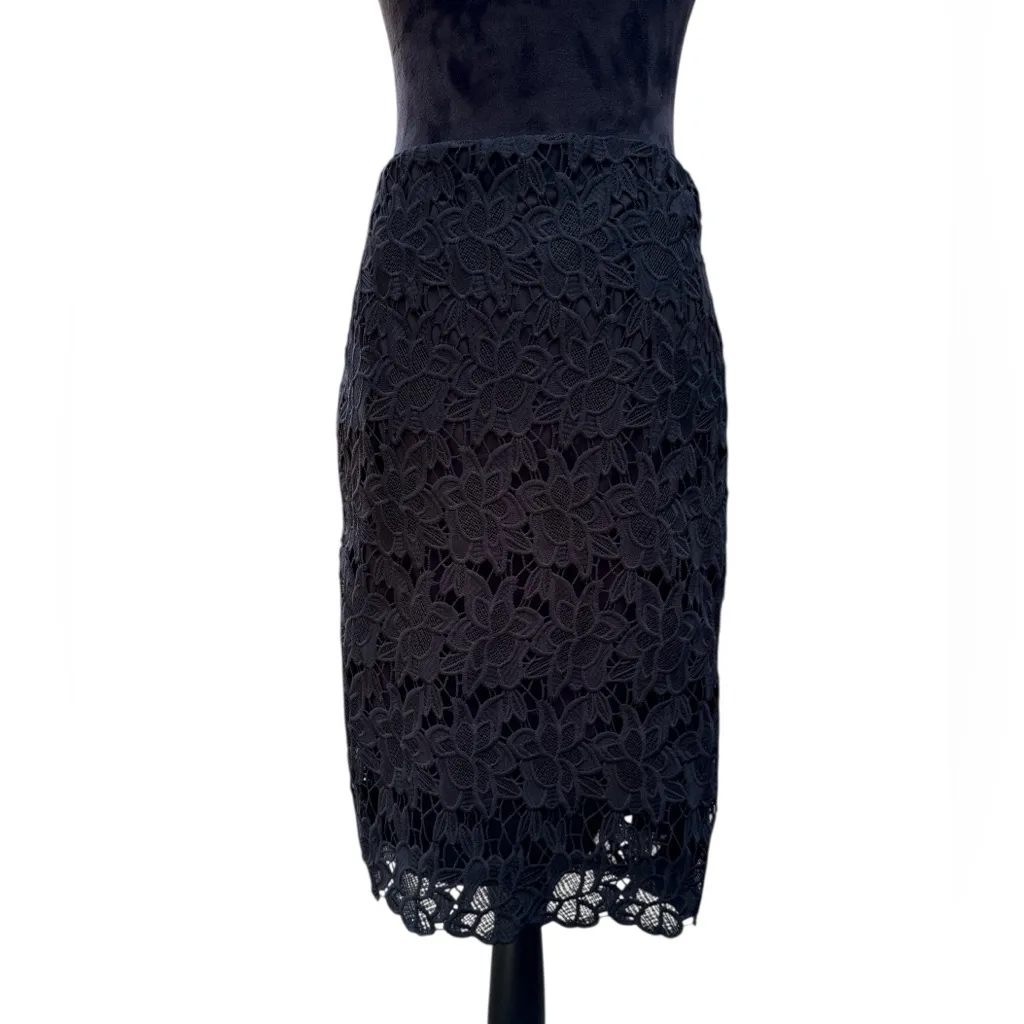 Black Floral Lace Pencil Midi Skirt Size 8 NWT Romantic Cocktail Party Workwear - Image 2