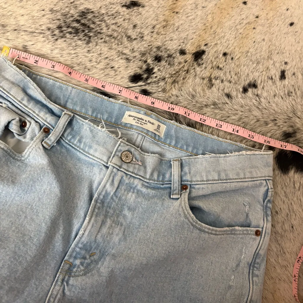 ABERCROMBIE & FITCH The‎ 90’s Straight Low Rise Jeans Light Wash Size 10/30 Long - Image 5