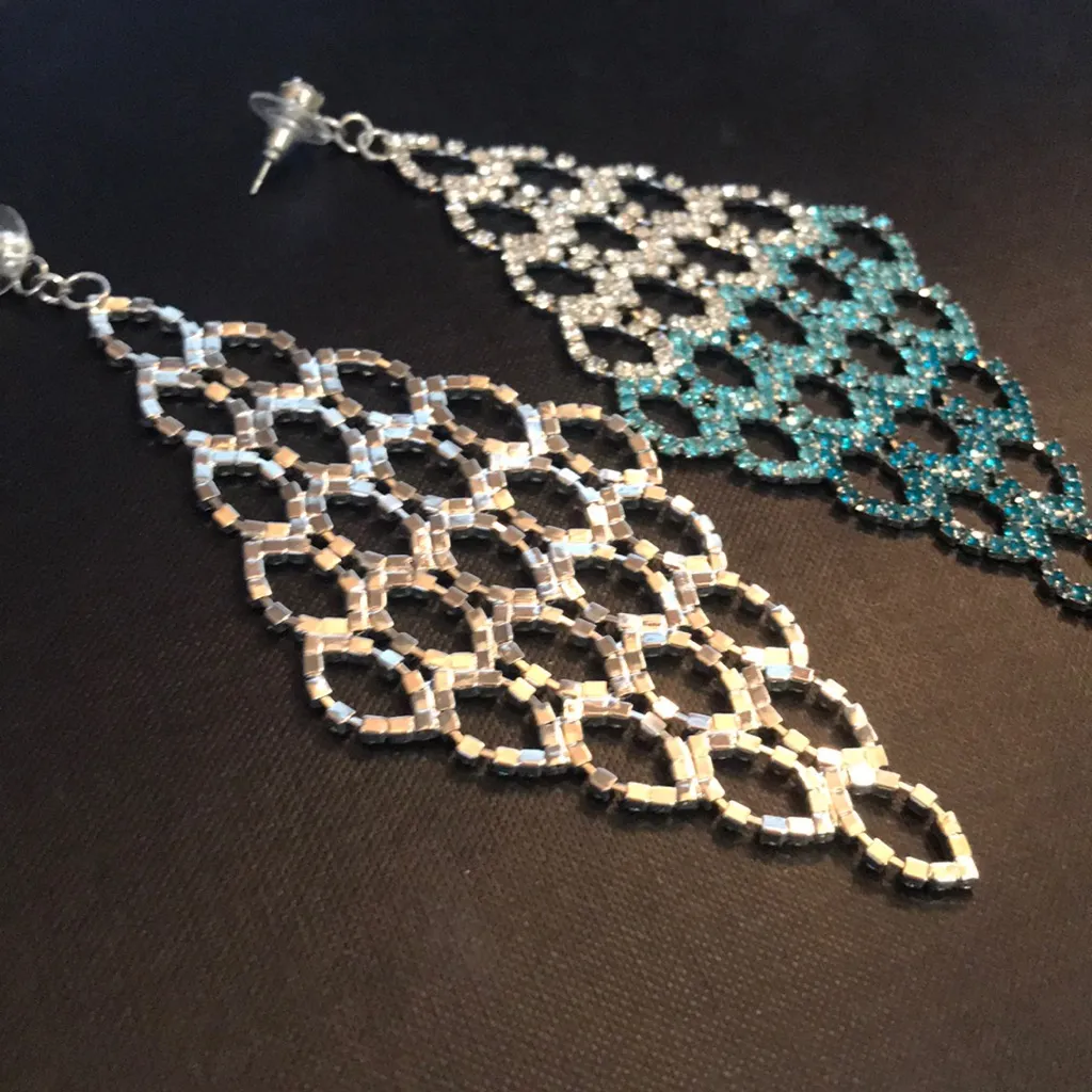Sparkly crystal earrings in ombré - Image 4