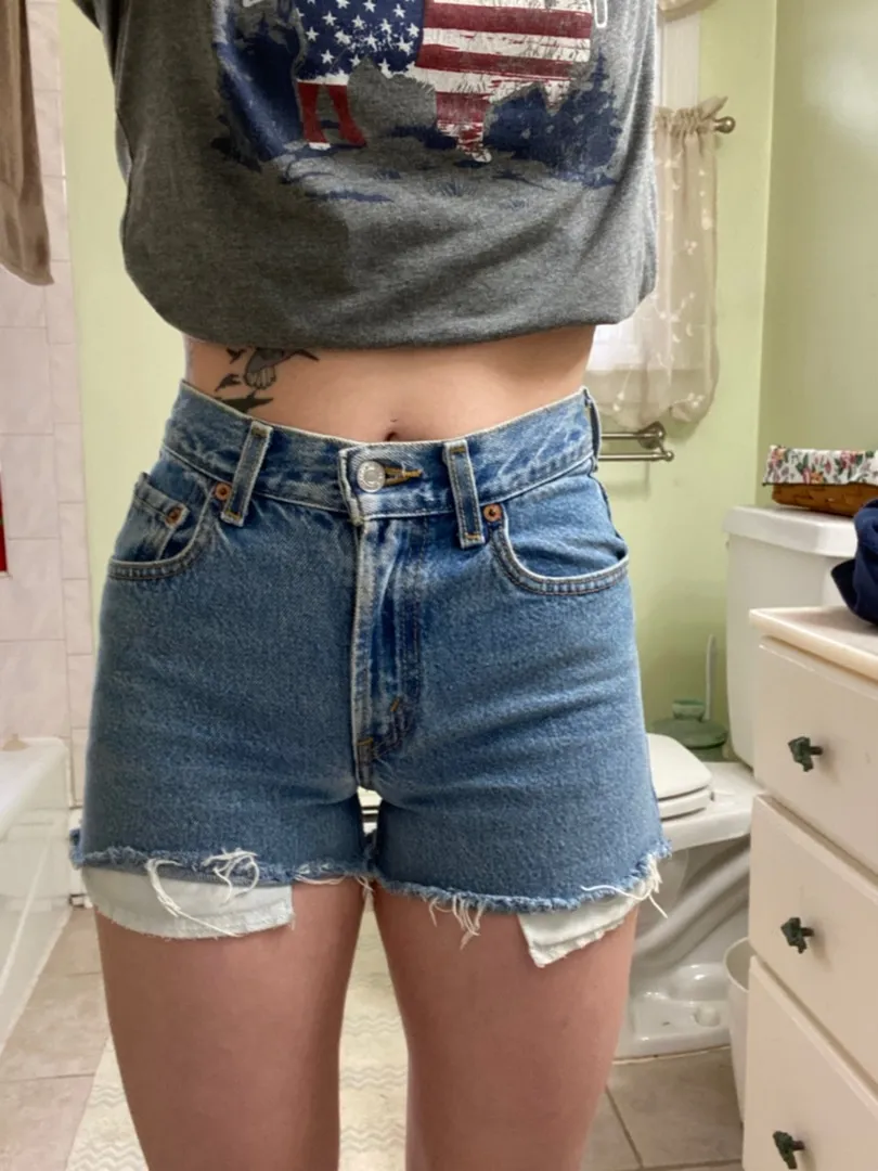 Levi’s Custom Made Jean Shorts - Image 6