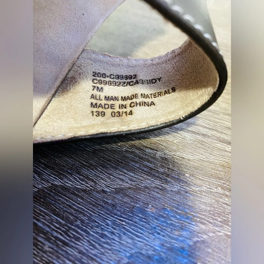 White Mountain Carly signature comfort molded footbed brown buckle sandal size/7 - Image 9