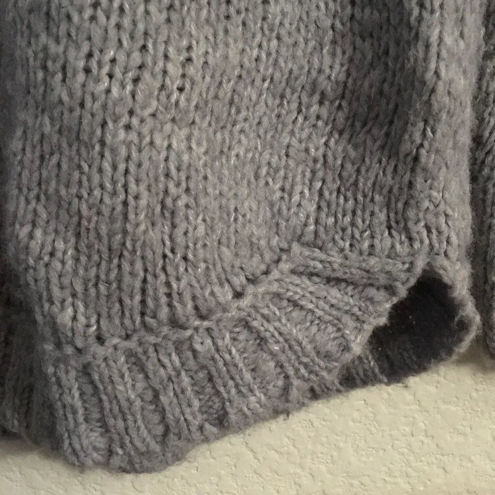 Michael Kors Metallic Silver/Gray Sweater S - Image 11