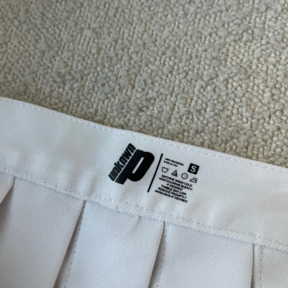 Unknown P Pleated White Skirt Waist - Image 5