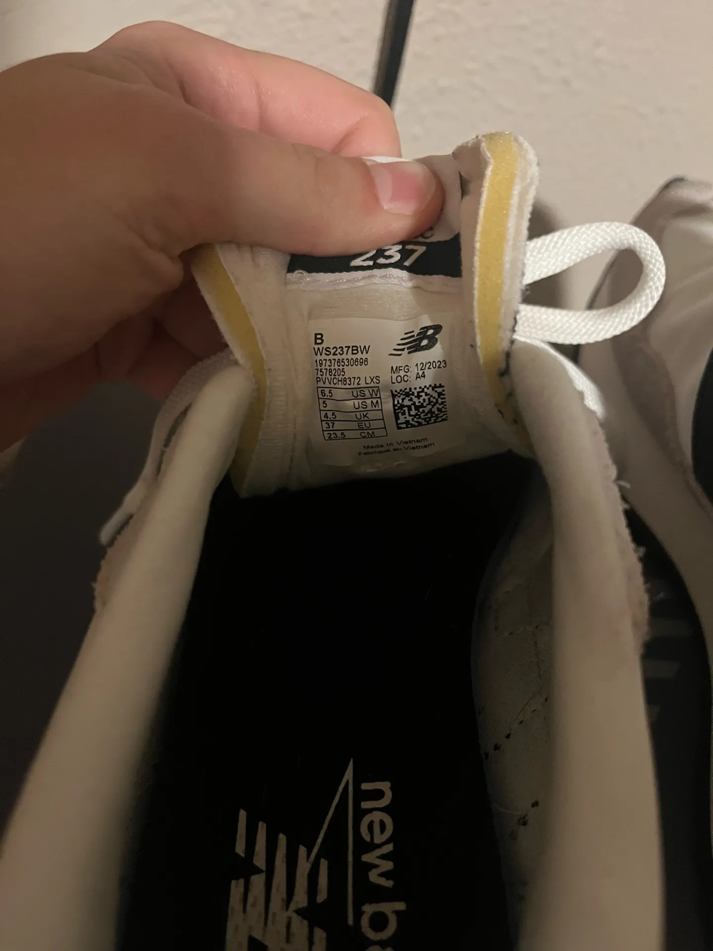 New Balance 237 - Image 4