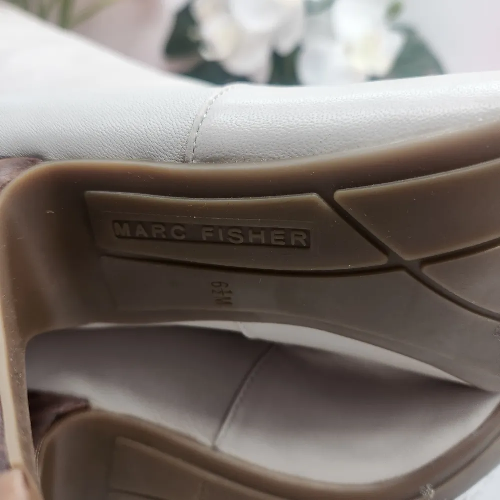 Marc Fisher MF New Cinch Knee High Leather Heeled Boots Size 6.5 - Image 10