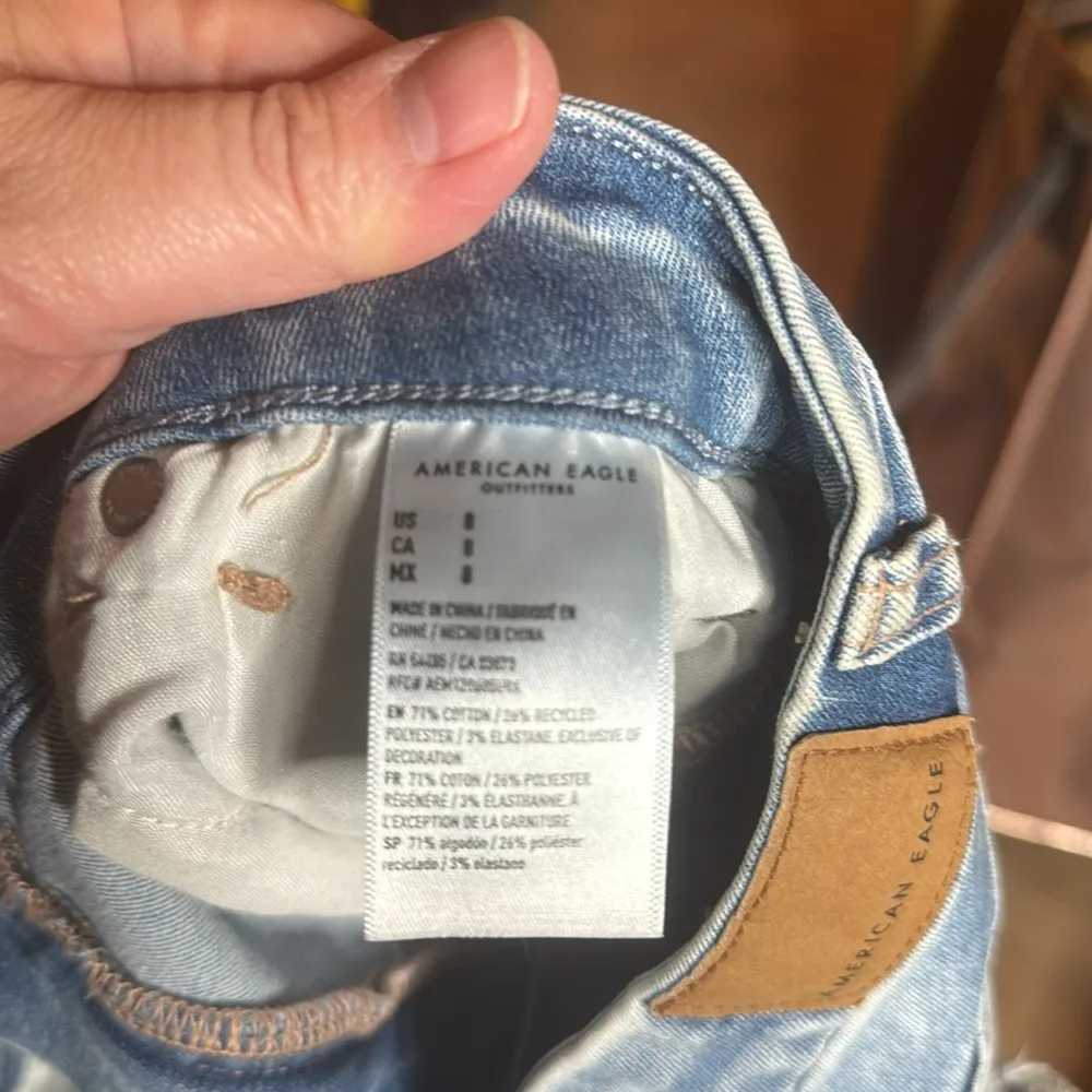 NWT American Eagle Outfitters Curvy Hi-Rise Shortie Stretch Jean Shorts Size 8 - Image 6