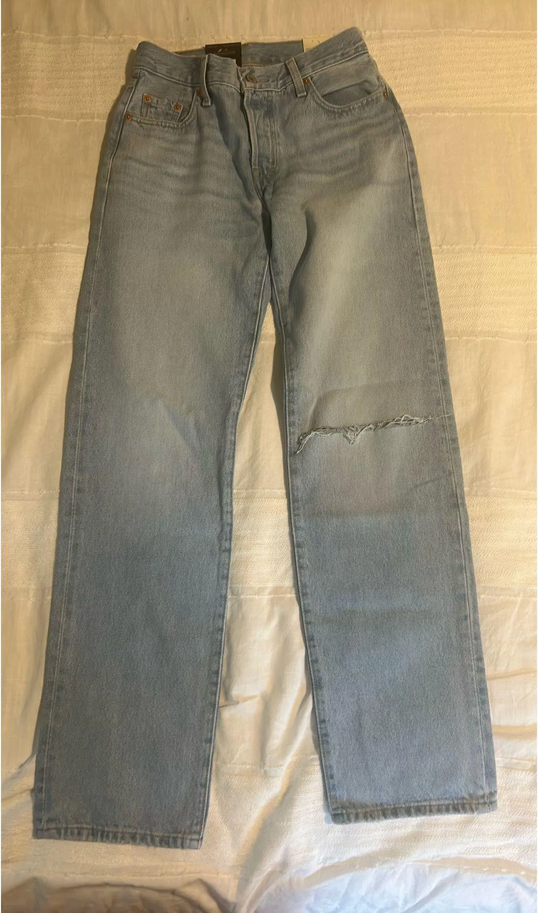 Levi’s 501 ‘90s Jeans - Image 3