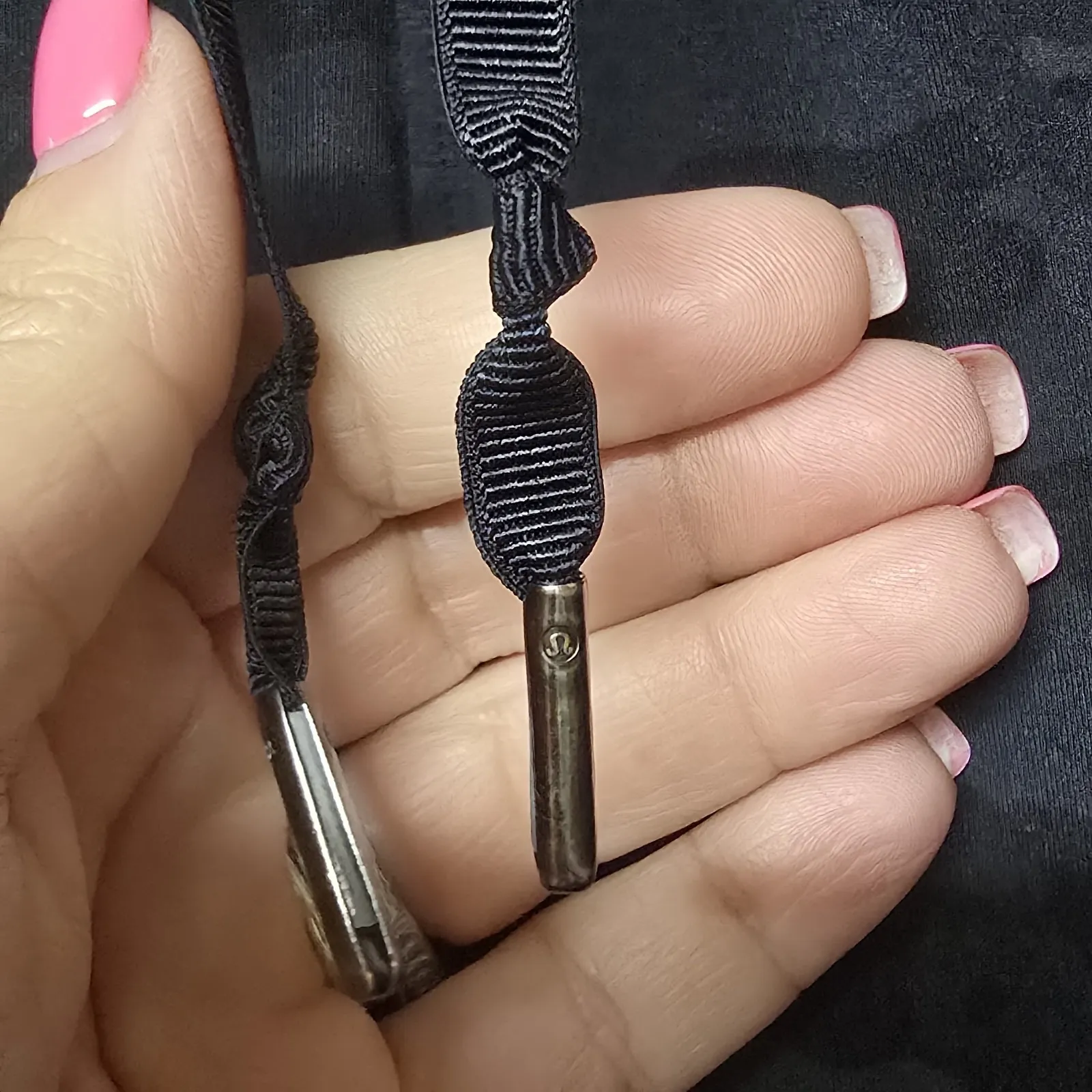 Lululemon On The‎ Fly Pant 28" Size 6 Black Camo Athletic Stretch Casual - Image 2