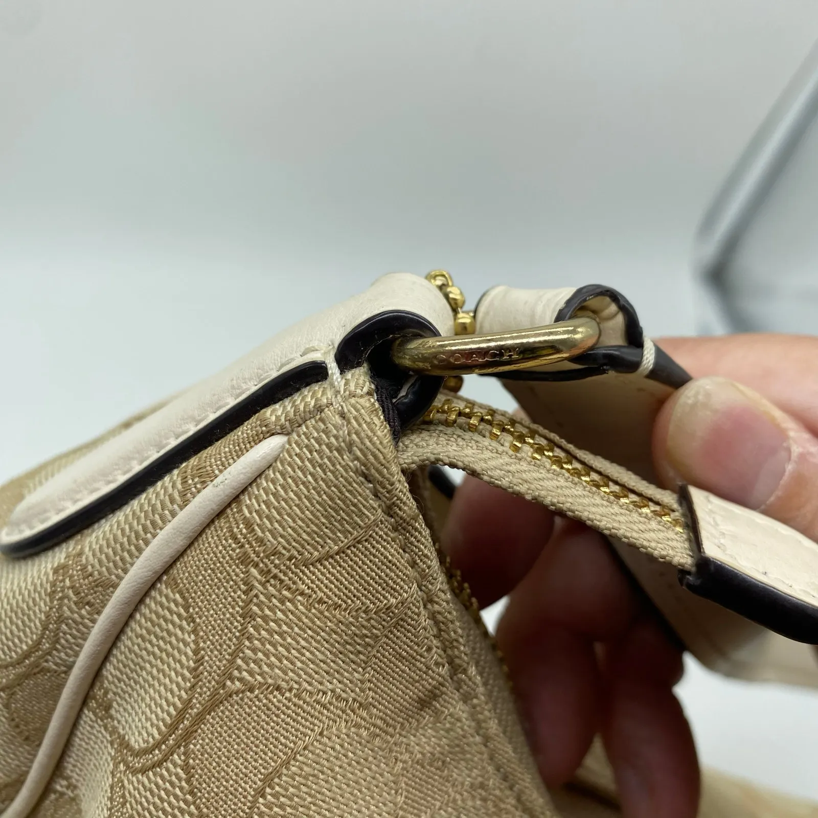 Coach Y2K Khaki White Jacquard Leather Fabric Trim Hobo Shoulder Tote Bag Retro - Image 8