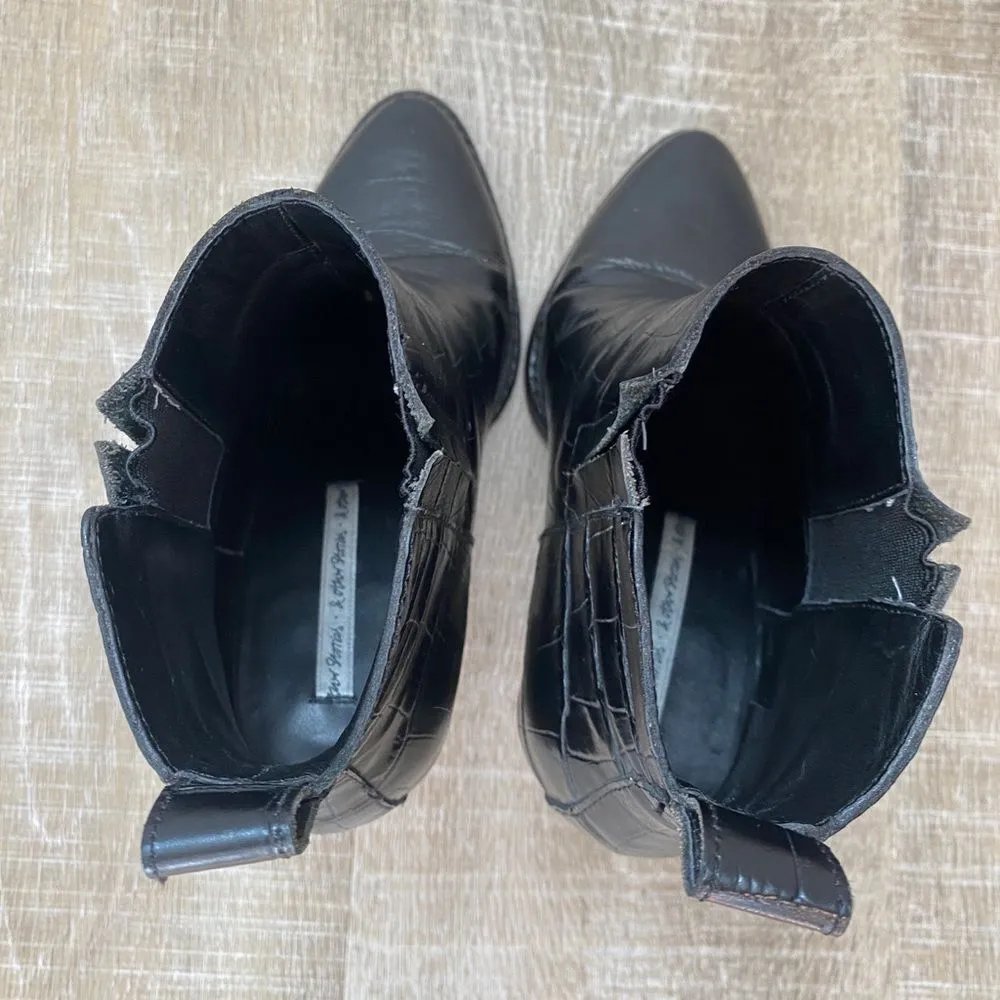 & Other Stories Leather Crocodile Embossed Ankle Boots Women 5.5 Wood Heel Black - Image 11