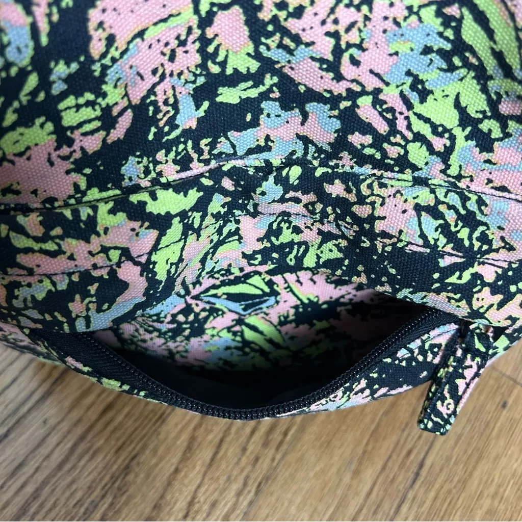 VOLCOM | Stone Mini Backpack In Coral Y2K Neon  Retro - Image 10