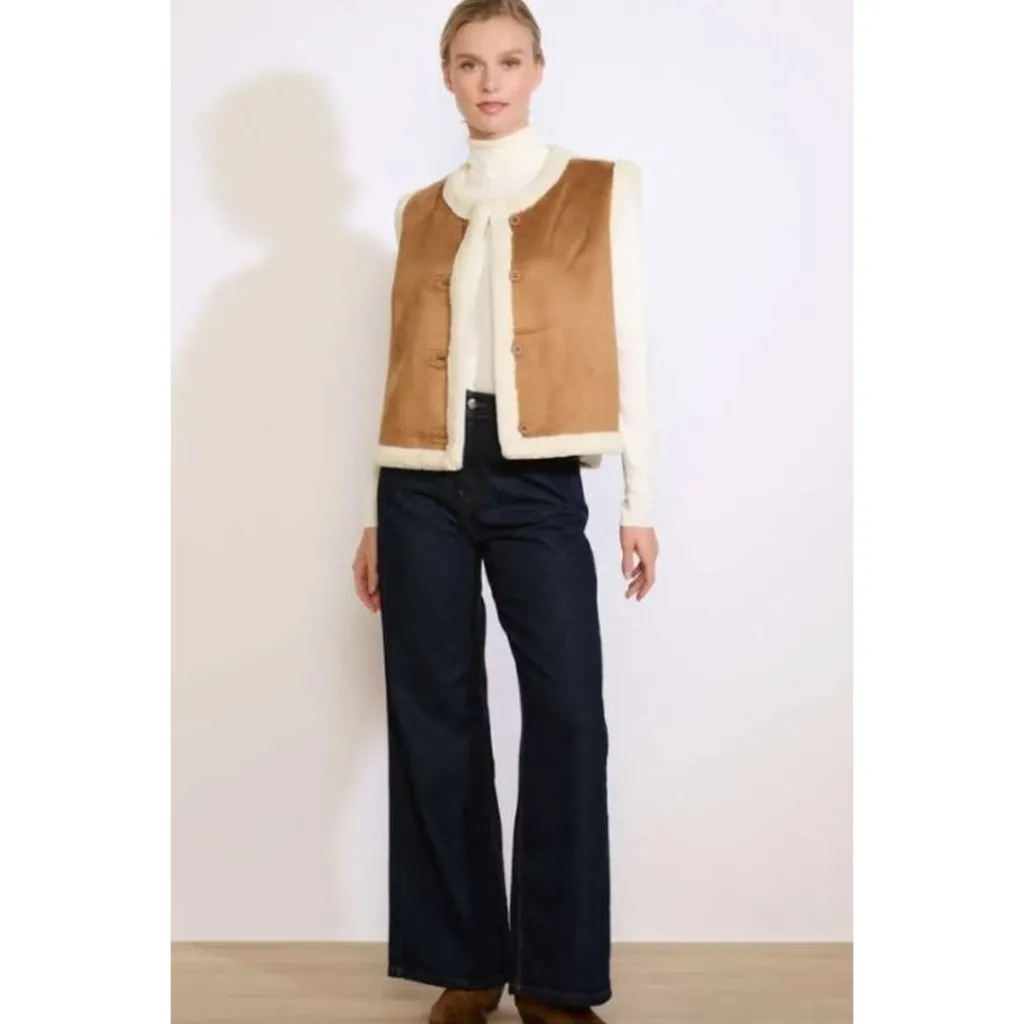 NWT LOLA Made in Italy Tobacco Brown Suede Sherpa Vest Medium/Large MSRP $240 Size undefined - Image 4