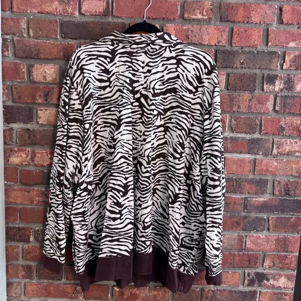 Liz & Me Sport womens animal print zebra snap front lightweight jacket brown 3X - Image 5