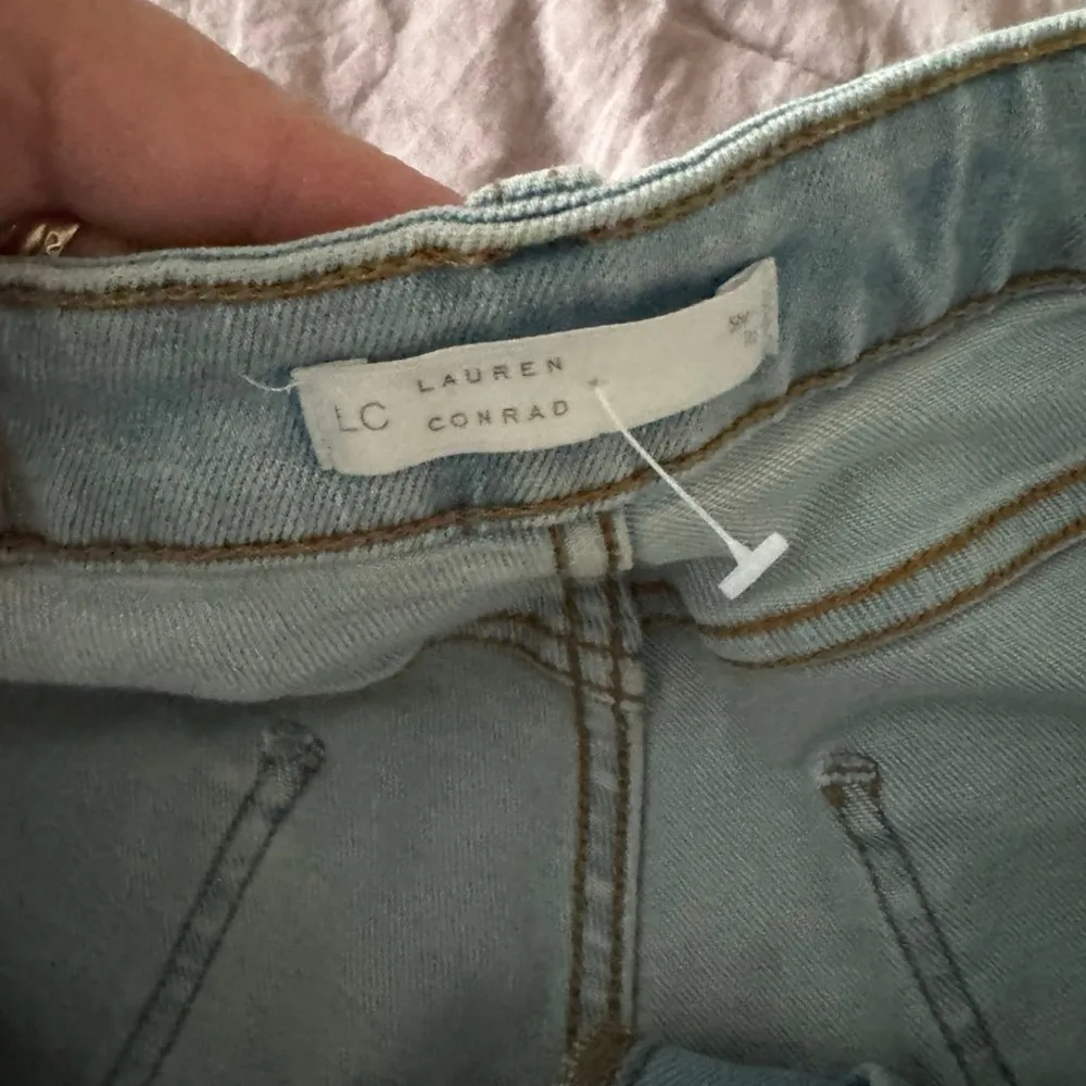 Lauren Conrad Denim Women's Shorts 16 Blue - Image 8