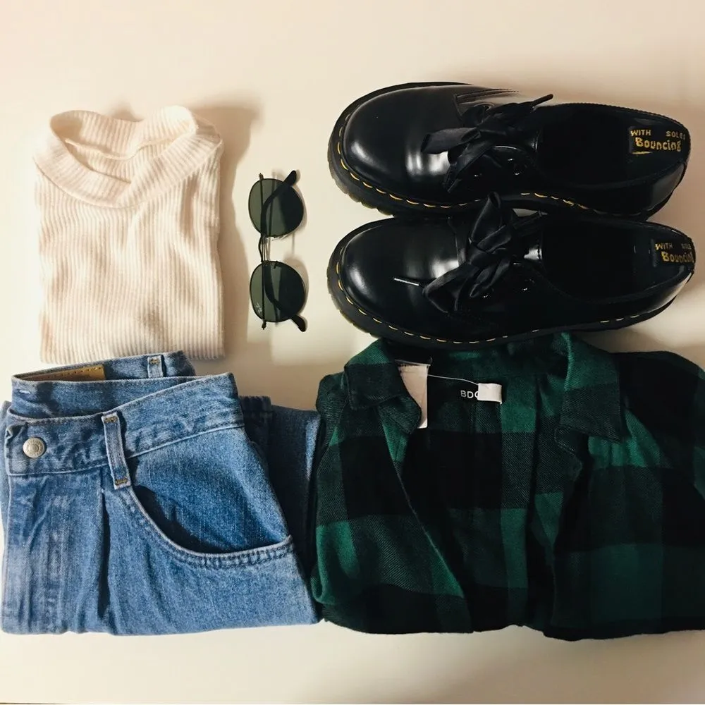 Vintage DeadStock Lee NWT Girls Size 14/26 Light Medium Wash Loose Fit Mom Jeans - Image 3