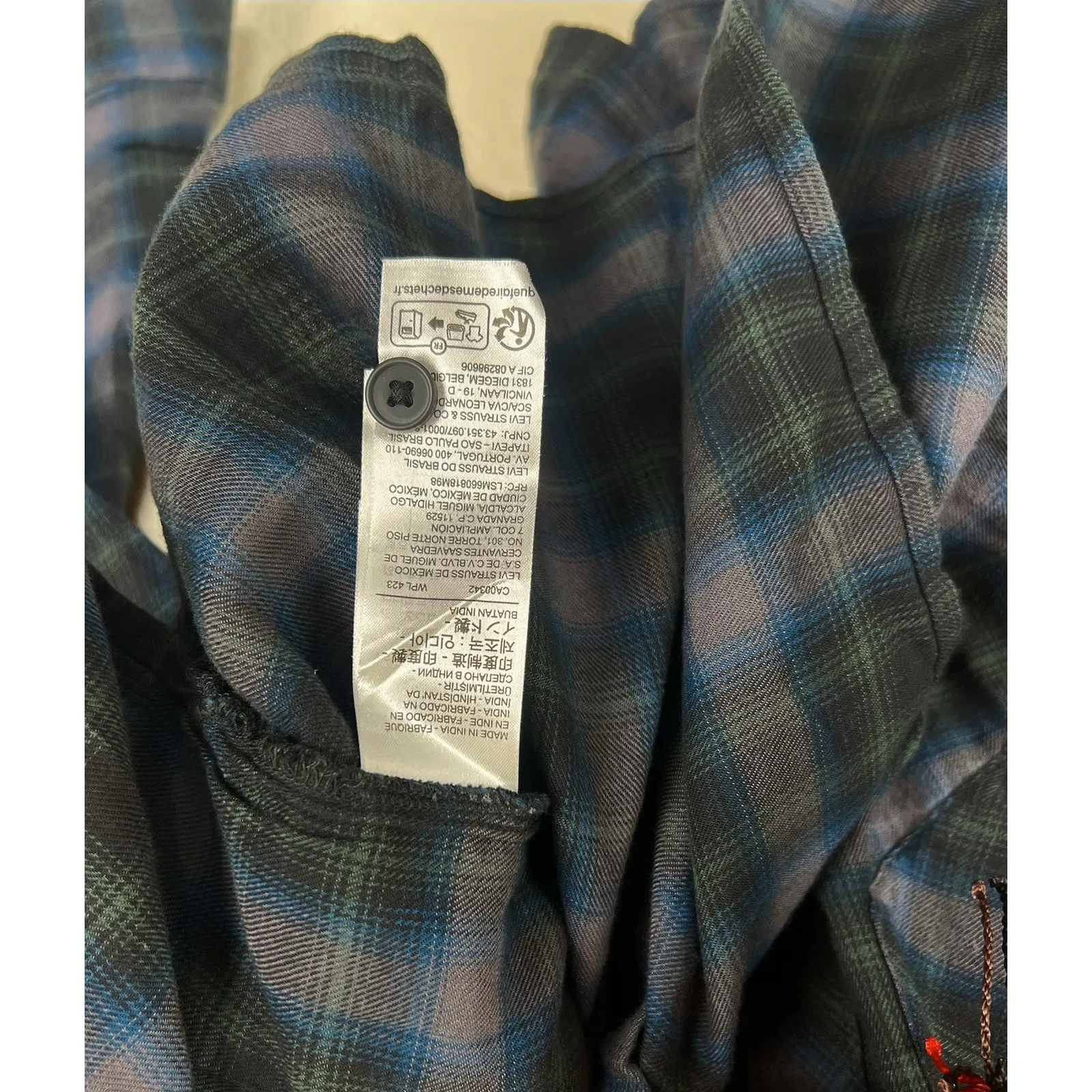 Levi’s Plus Size Plaid Button Up Shirt Women 3X Oversized Fit Blue Green - Image 6