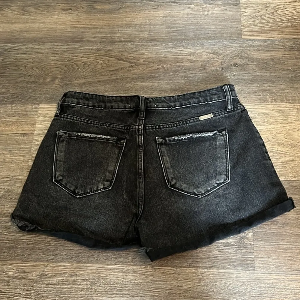 KanCan Black Distressed Women’s Jean Shorts Large - Image 3