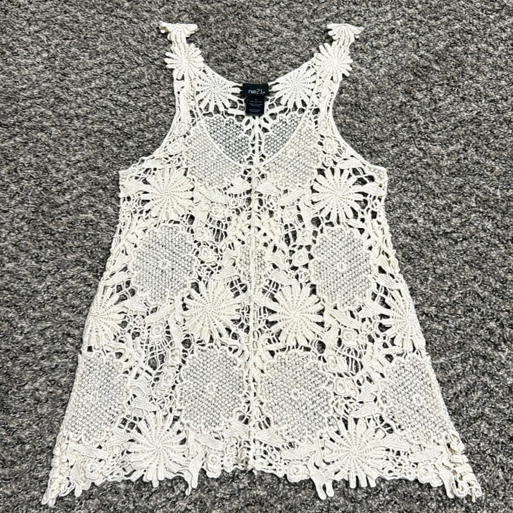 Rue21 tank top - Image 7