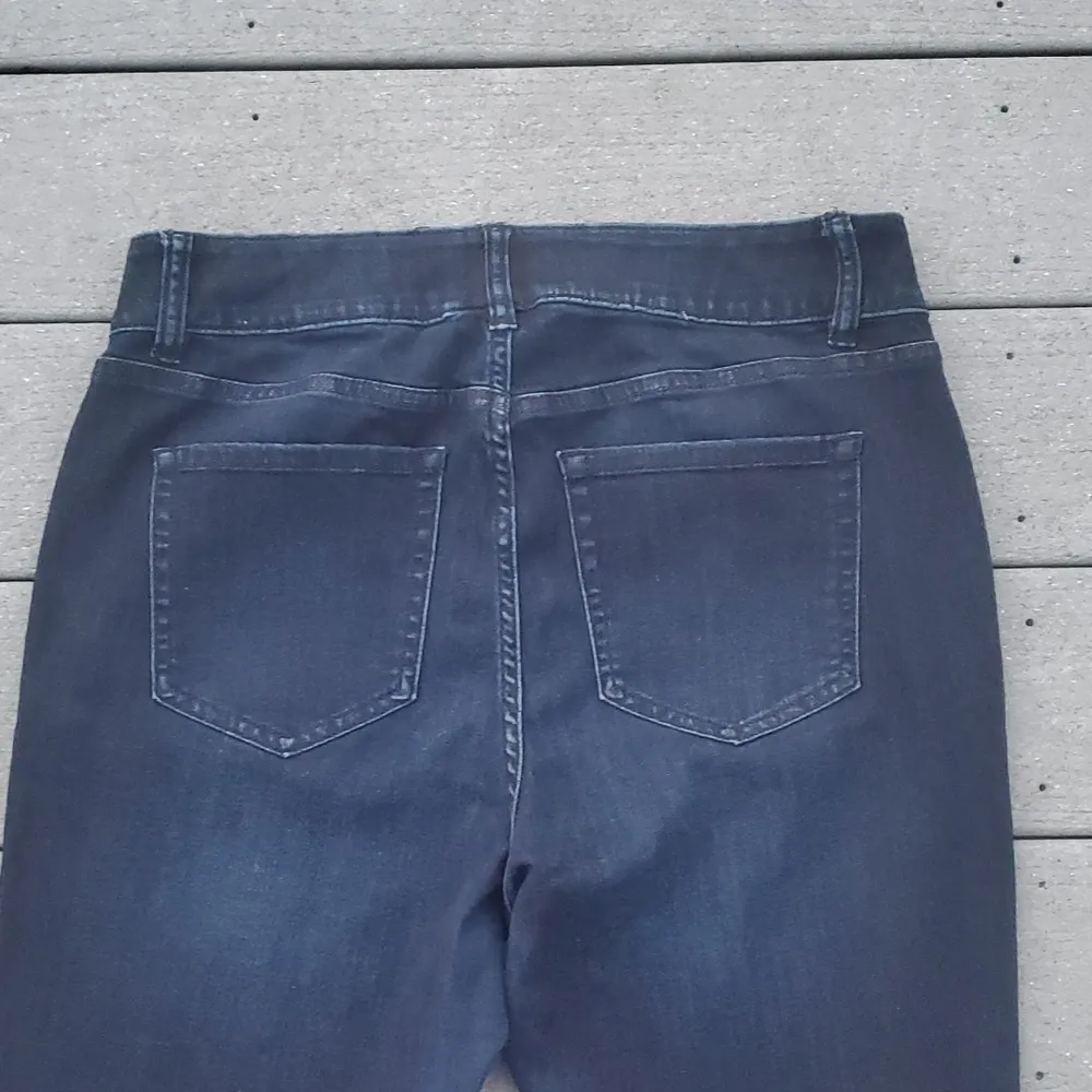 Venezia by Lane Bryant Elastic Waist Flare Jeans - Image 9