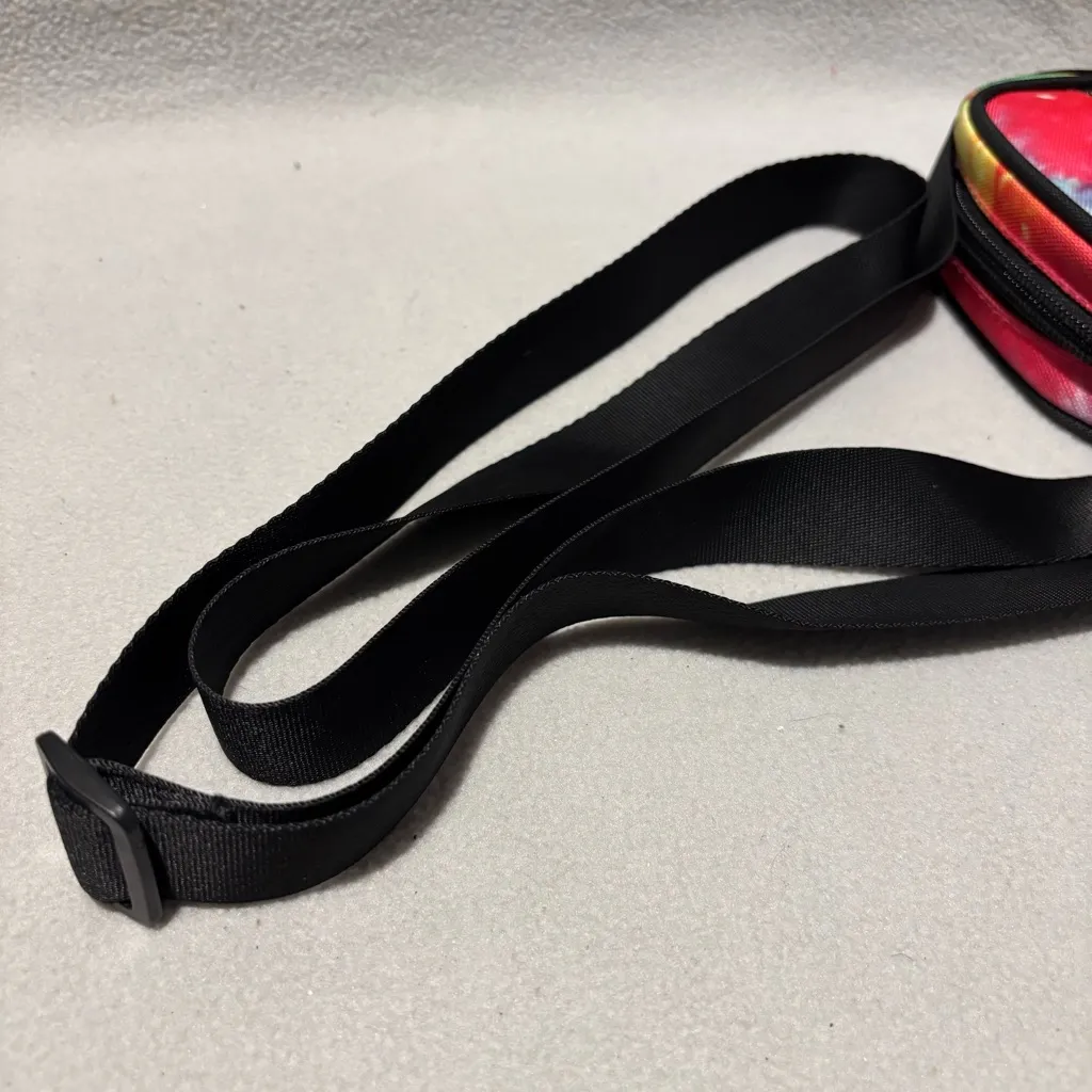 FILA lightweight tie dye multicolor swirl crossbody fitness bag adjustable strap - Image 8