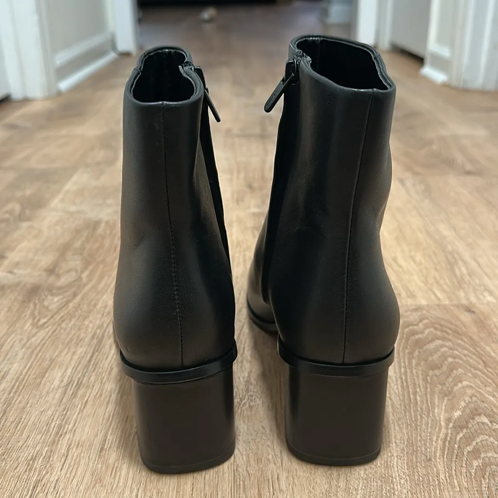 VINCE | Vero Cuoio Leather Ankle Boot - Image 10