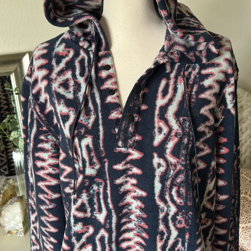 Billabong navy polar fleece hoodie adventure pull over boho tribal printed L​ - Image 2