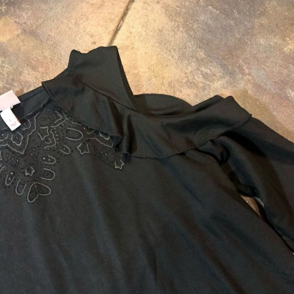 Ingrid & Isabel Women’s Black Maternity Dress Peek Cold Shoulder Size Large - Image 3