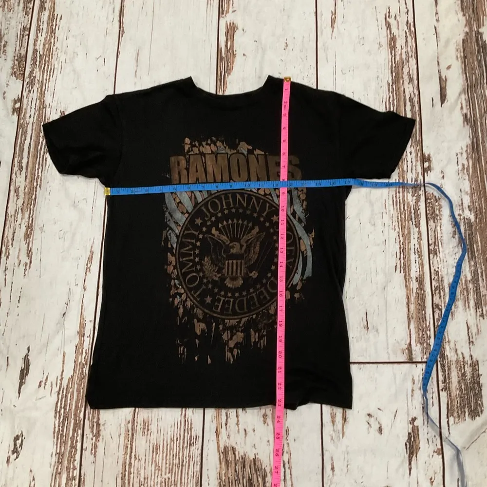 RAMONES BLACK T SHIRT - Image 2