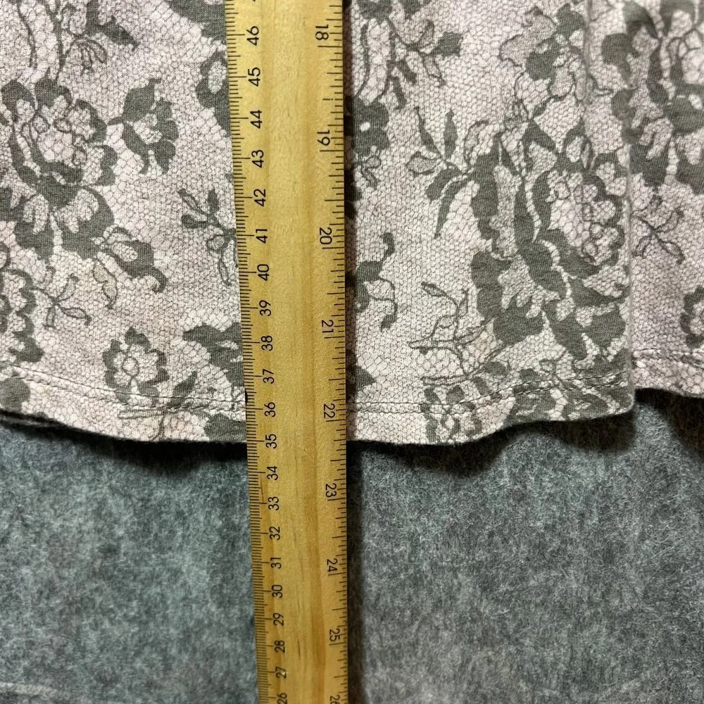 ELLE Floral Print Top with Beaded Neckline‎ Gray Pink Long Sleeve Blouse Size S - Image 4