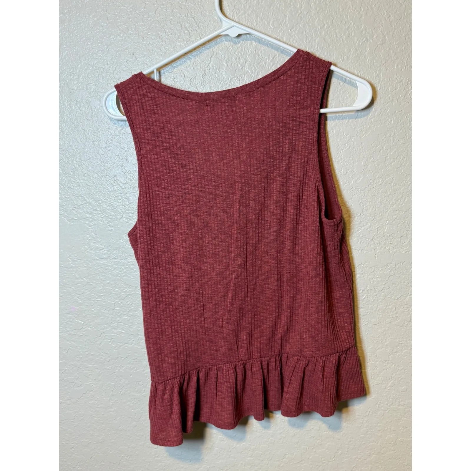 Sincerely Jules Women's Sleeveless Peplum Top V Neck Casual Blouse Tank - Image 2