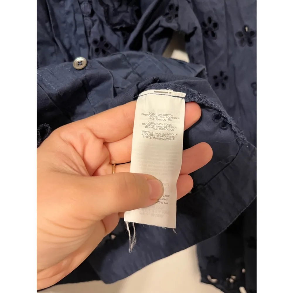 J CREW Eyelet Ruffle Button Down Top Bell Sleeve Size 0 - Image 5