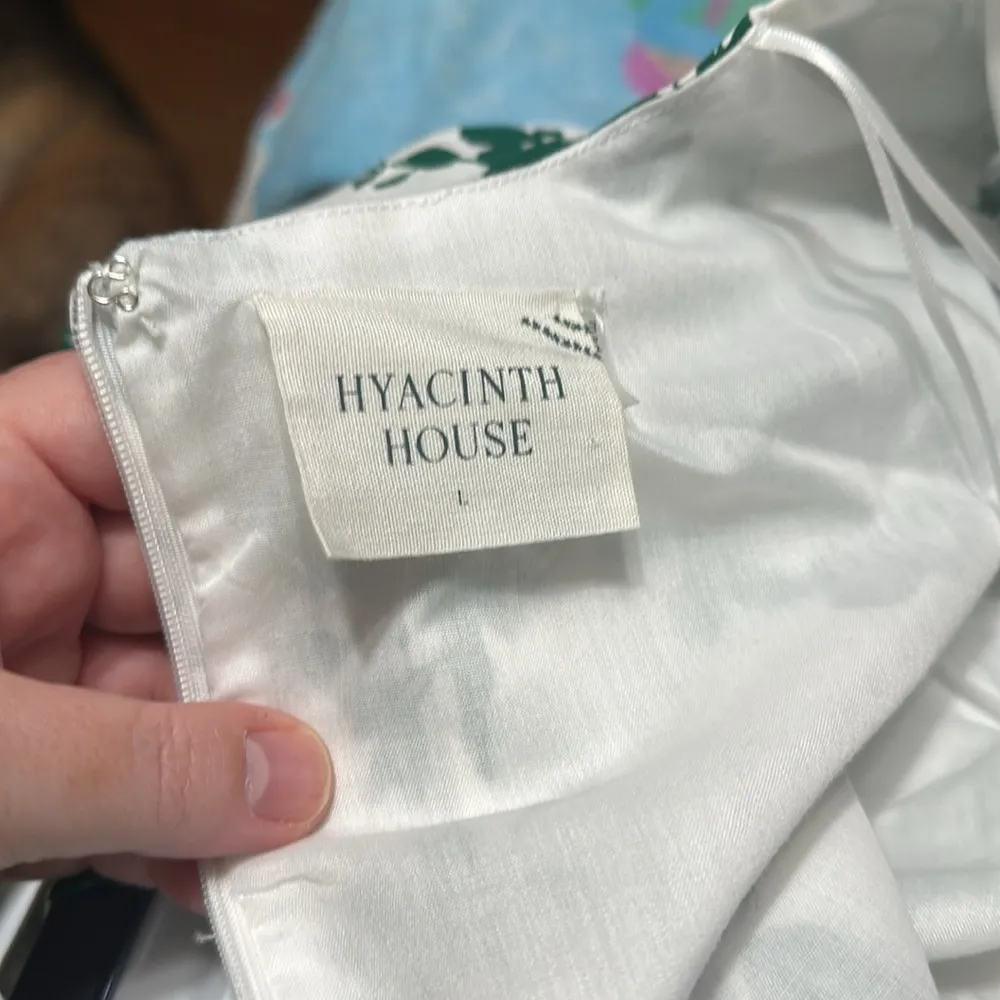 Hyacinth House Elaine Floral Green and White Women's Top Size L - Image 6